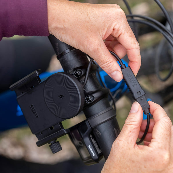 Universal Charging Phone Clamp