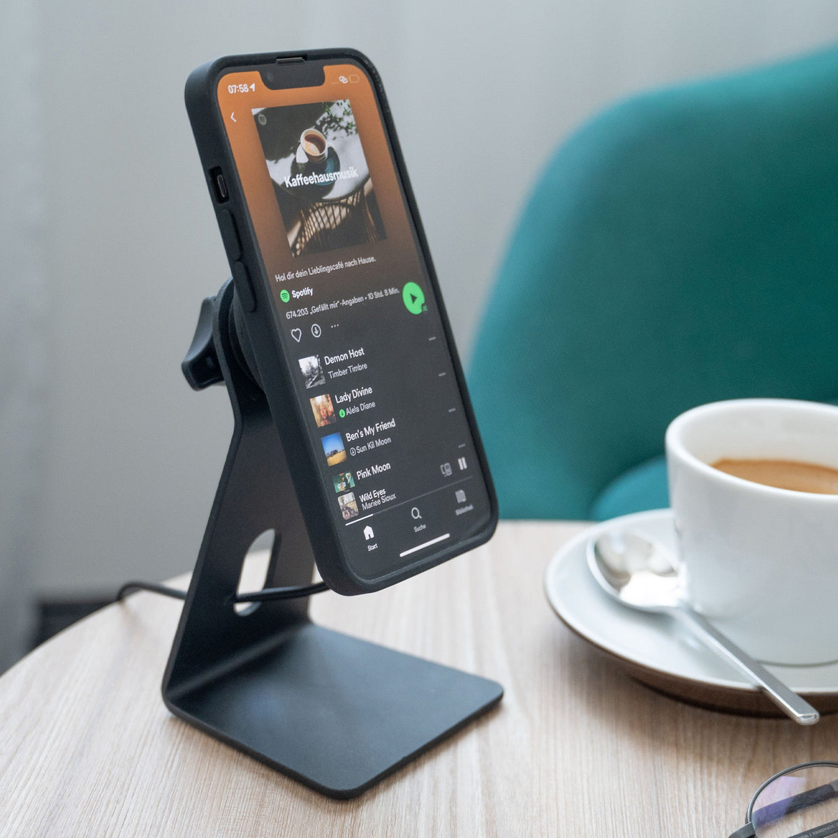 Charging Office Stand