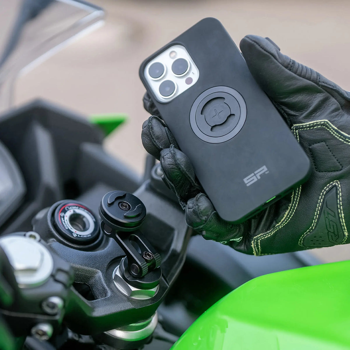 Moto Stem Mount